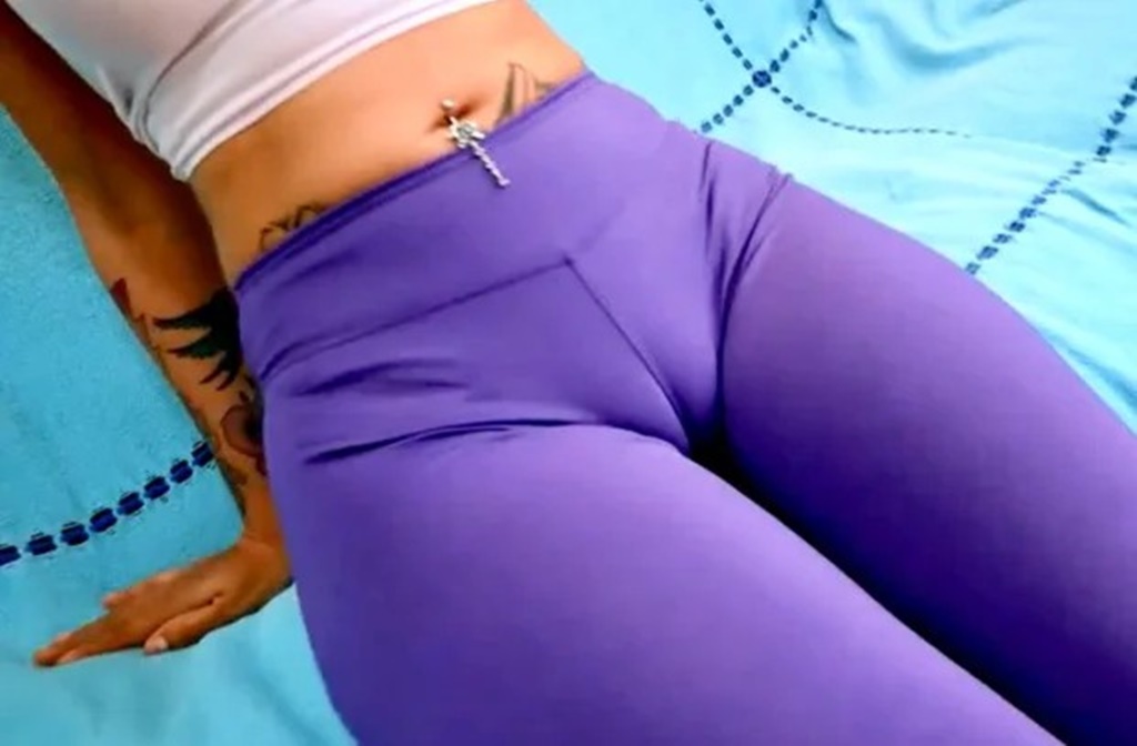 Ursula takes yoga pants show hairy compilation